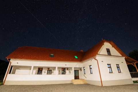Inner courtyard view