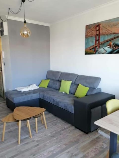 Appartement à proximité des plages et commerces Apartment in Le Lavandou