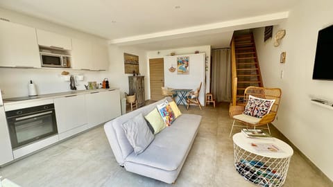 CASA LC VILLA 2-3 pers vue mer jacuzzi House in Ajaccio