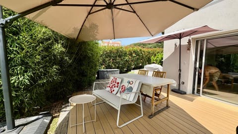 CASA LC VILLA 2-3 pers vue mer jacuzzi House in Ajaccio