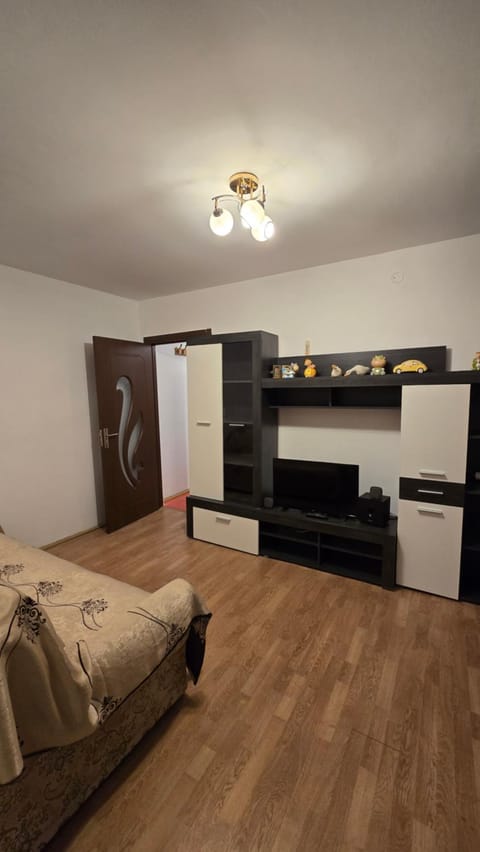 TV and multimedia, Living room, Photo of the whole room, Seating area