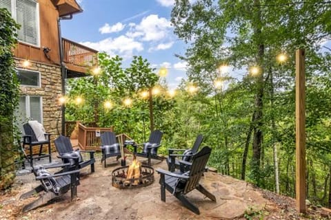 Lily's Lookout Lodge - Helen, GA Villa in Helen