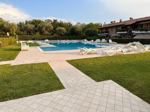 Casara Home Apartment in Lazise