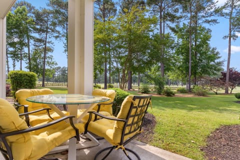 Patio, Golfcourse