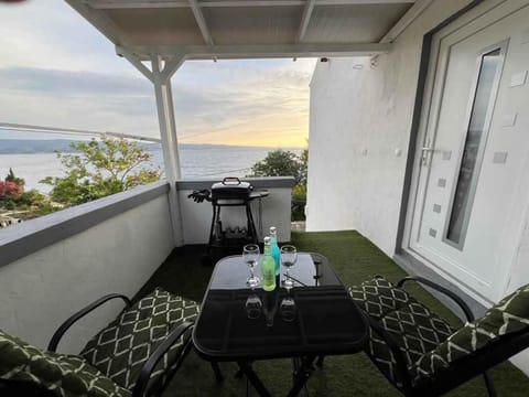 Summer, BBQ facilities, Balcony/Terrace, Sea view