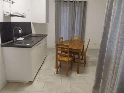 Kitchen or kitchenette, kitchen