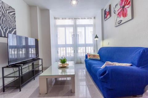 Communal lounge/ TV room, TV and multimedia, Seating area