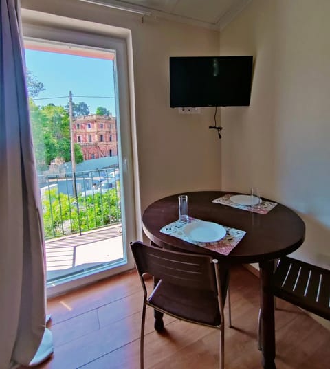 TV and multimedia, Dining area