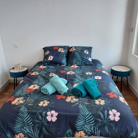 Appartemement F2 refait à neuf hyper centre Apartment in Normandy