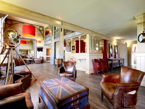 Living room, Lobby or reception