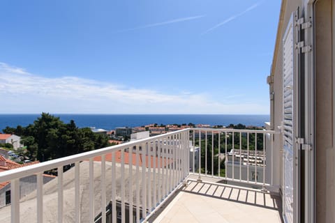 Day, View (from property/room), Balcony/Terrace, Sea view