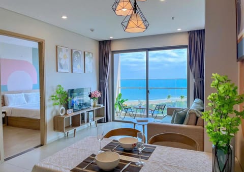Living room, Sea view