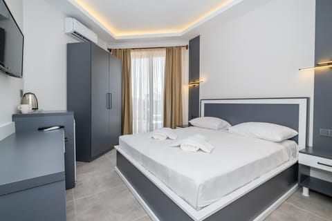 Bed, Bedroom, wardrobe