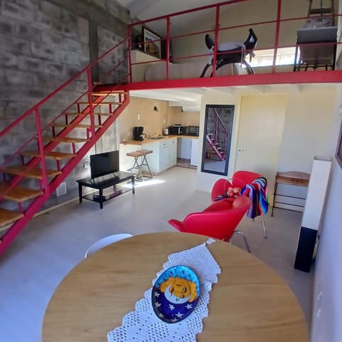 Living room, Dining area