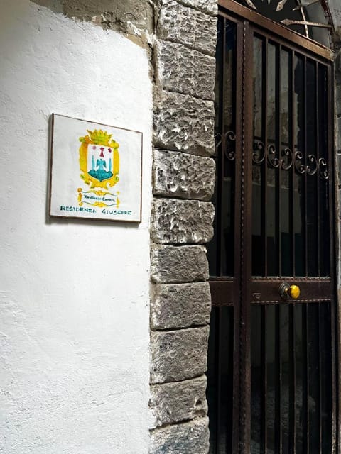 Property building, Property logo or sign