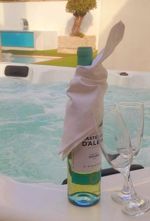 Casa de Moledo jacuzzi e sauna Villa in Viana do Castelo District, Portugal