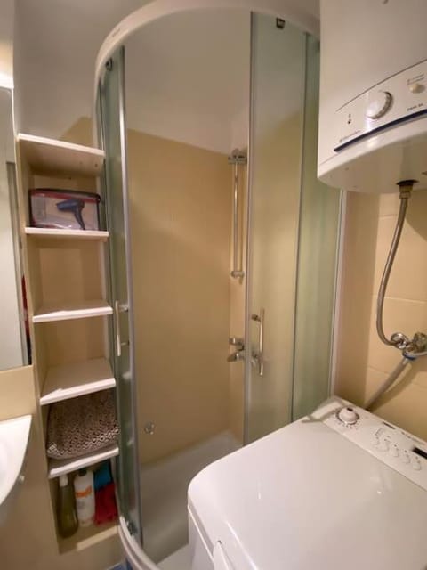 'Round the Corner Apartment in Piran