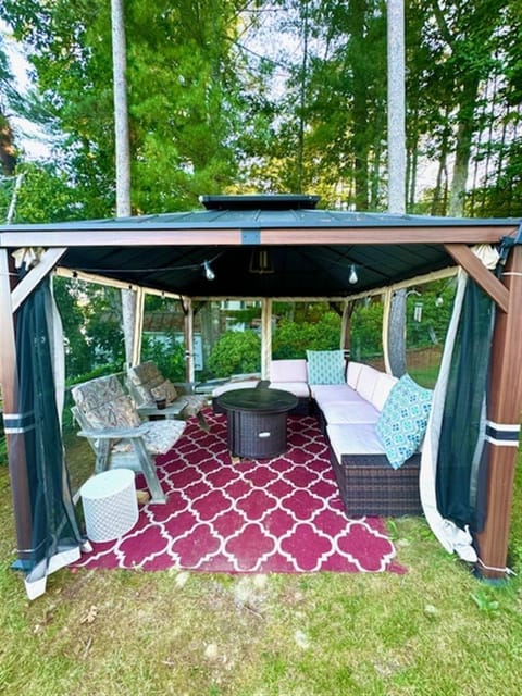 ANNABESSACOOK RETREAT LIMIT 8 home Villa in Winthrop