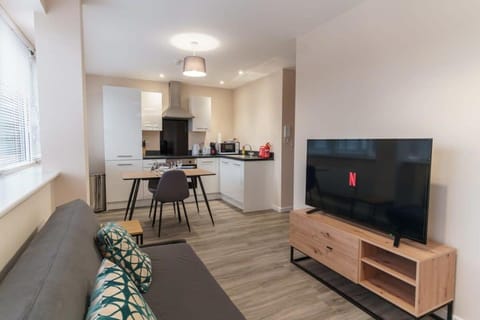 Fantastic 1 Bed Flat Manchester - Sleeps 3 Apartment in Salford
