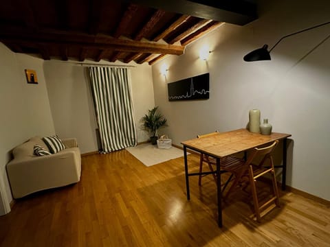 Maison Vert appartamento in centro storico a Modena Apartment in Modena