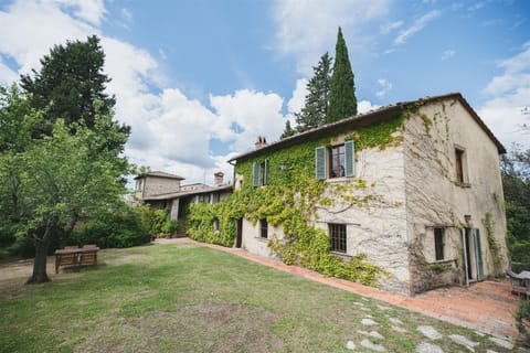 Property building, Day, Garden, Garden view