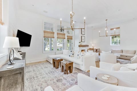 Located Across from Camp WaterColor - Luxurious 5BR 7BTH Home Golf Cart home House in Seagrove Beach