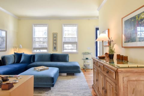 NEW AC 1 Bedroom w Private Deck & Patio House in Provincetown