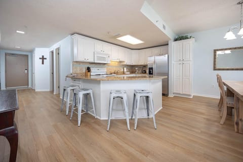 Phoenix X 1110 condo Apartment in Ono Island