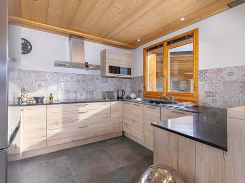 Chalet spacieux à Avoriaz, sur les pistes, pour 14 pers. avec sauna, home cinema et service premium - FR-1-314-101 Chalet in Avoriaz