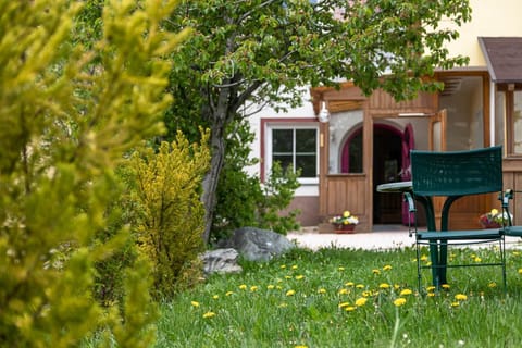 Property building, Garden, Internal: Not applicable to any particular room