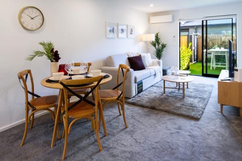 Living room, Seating area, Dining area, Garden view