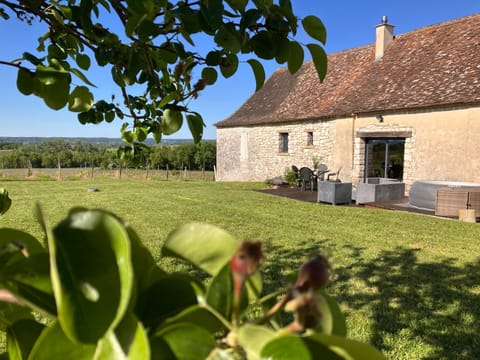 Property building, Patio, Natural landscape, Garden, View (from property/room), Garden view