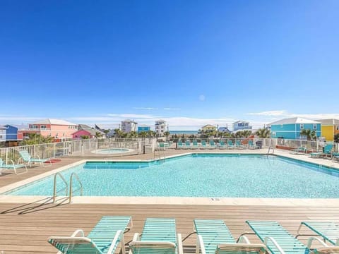 Balcony/Terrace, Swimming pool