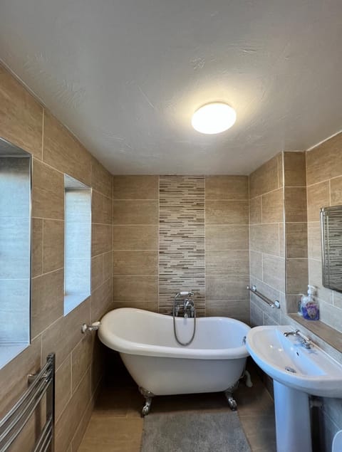 Shower, Bathroom, Bath