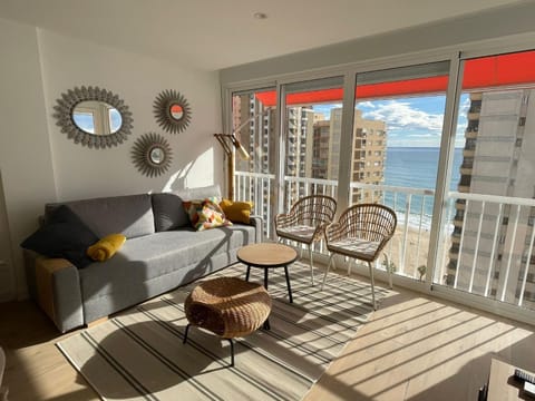Living room, Sea view