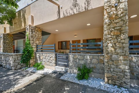 Property building, Day