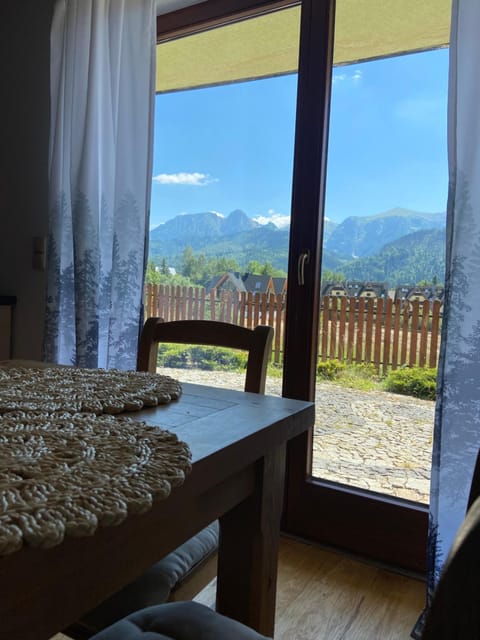 Spring, TV and multimedia, View (from property/room), View (from property/room), Garden view, Garden view, Mountain view, Mountain view