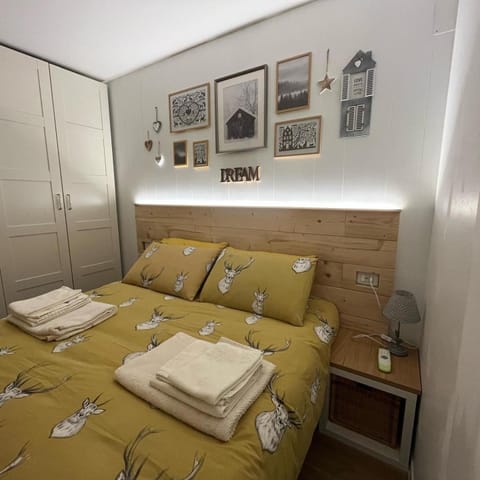 TV and multimedia, Bedroom, wardrobe