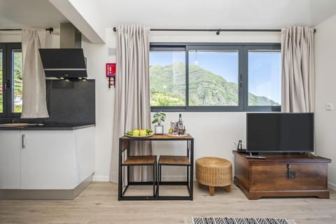 Communal lounge/ TV room, Living room