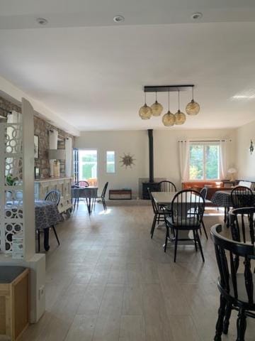 Living room, Dining area