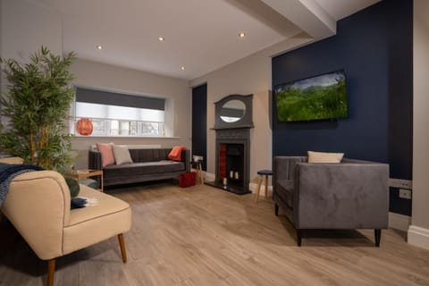 Morland Contemporary Lakeland Home by LetMeStay House in Ambleside