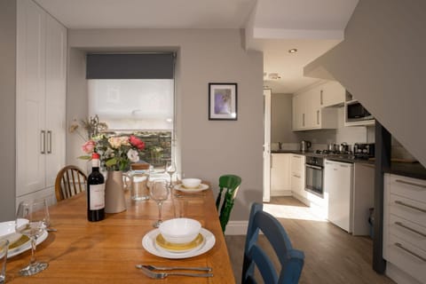 Morland Contemporary Lakeland Home by LetMeStay House in Ambleside