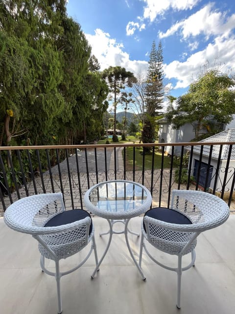 View (from property/room), Balcony/Terrace