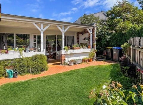 Garden, Balcony/Terrace