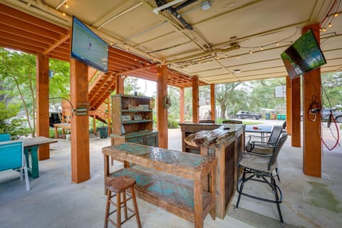 Waterfront Pass Christian Oasis about 2 Mi to Beach! House in Pass Christian