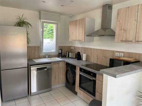 Jolie maison avec jardin House in Honfleur