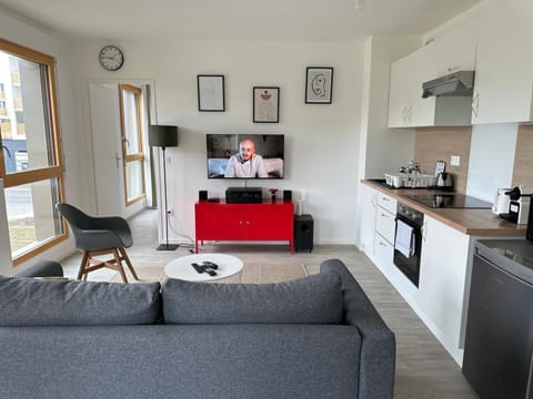 Communal lounge/ TV room, Living room