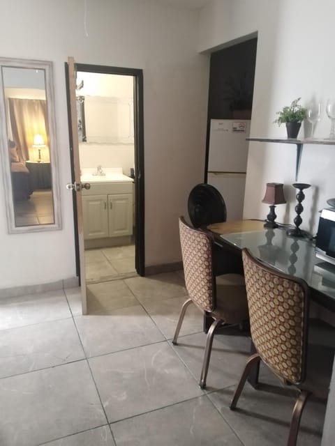 Apartamento zona hotelera #6 planta alta Apartment in Mexicali