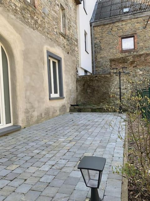 Appartement au centre d'une ville historique. Apartment in Wallonia, Belgium