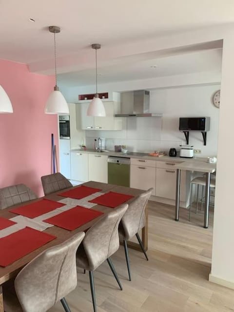 Appartement au centre d'une ville historique. Apartment in Wallonia, Belgium